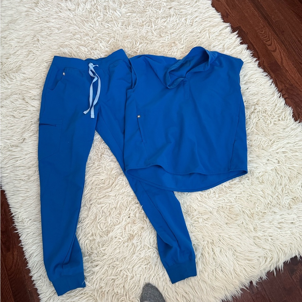 Figs Technical Collection in Blue